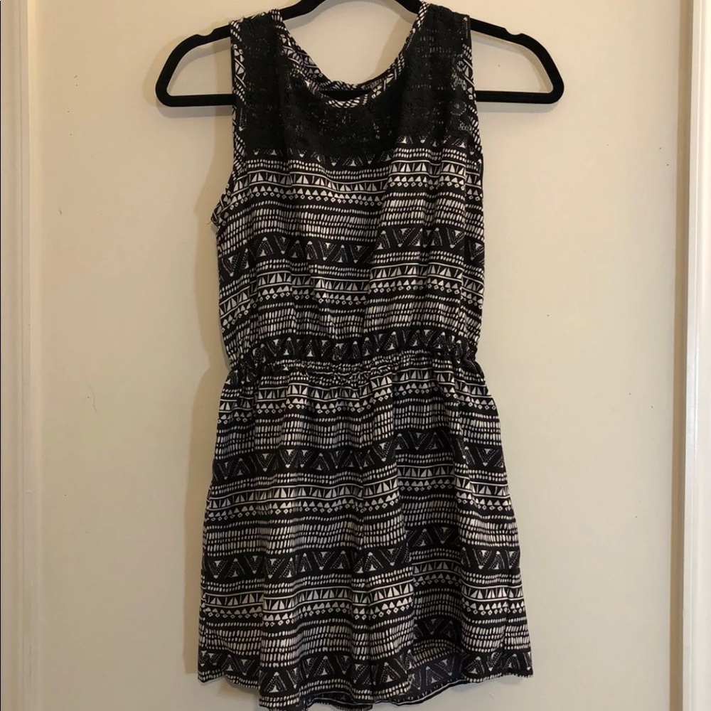 Romper - Picture 2 of 3